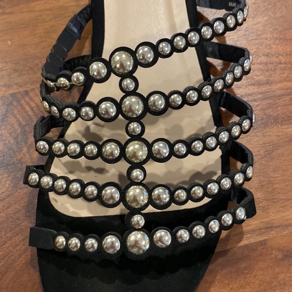 Le Chateau Black Sandals with Silver Studs Size 10 - Picture 5 of 5